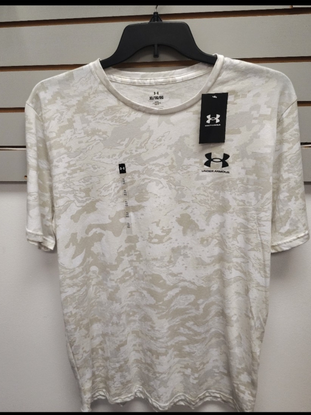 Under Armour White & Light Tan Camo Short-Sleeve Tee